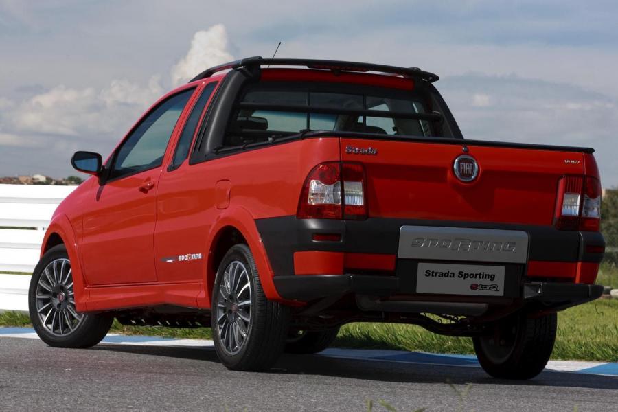  Fiat Strada Sporting 2011 года  (фото 26 из 40)